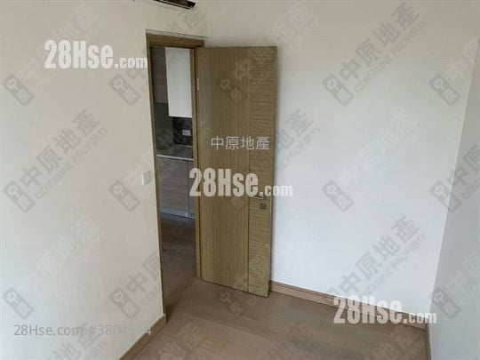 The Reach Sell 2 Bedrooms , 1 Bathroom 356 ft²