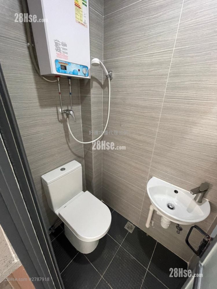 近九龙城广场 租盘 开放式间隔 , 1 浴室 180 平方尺