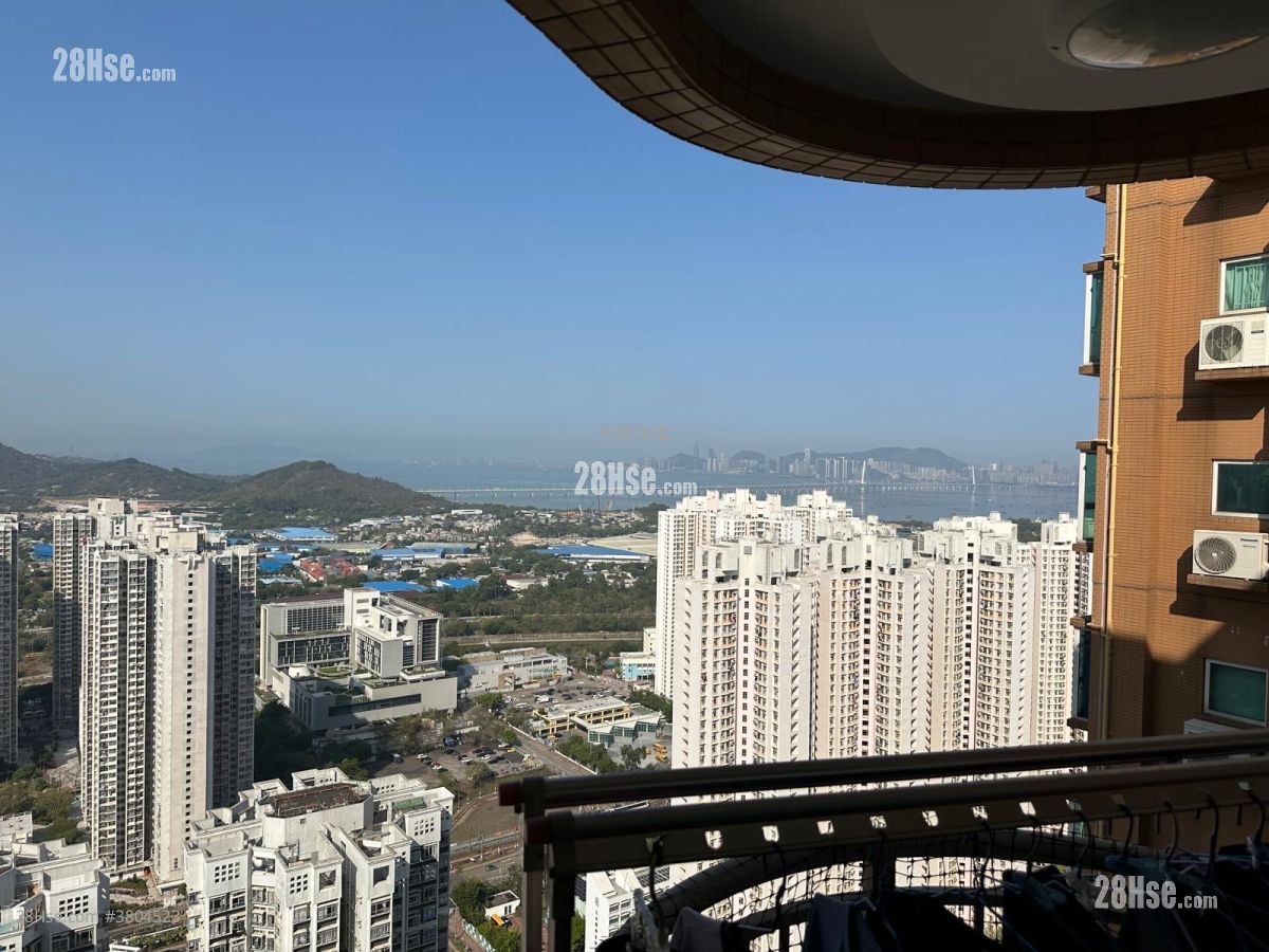 Central Park Towers Sell 2 Bedrooms , 1 Bathroom 494 ft²