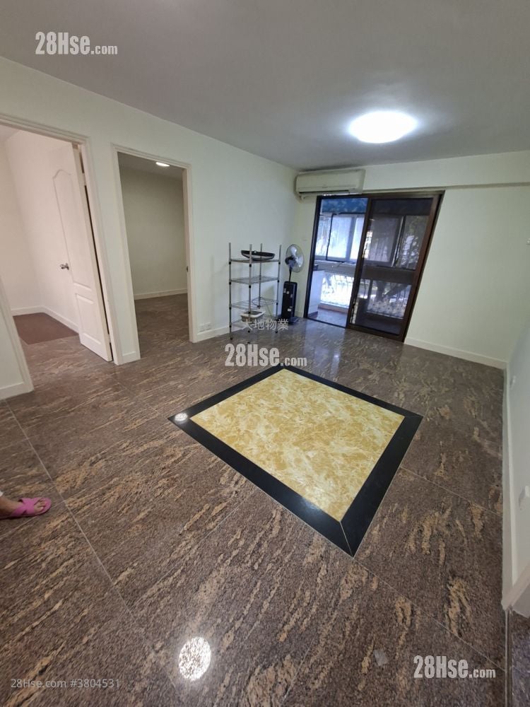 鈞樂新邨 租盤 4 房 , 1 浴室 650 平方呎