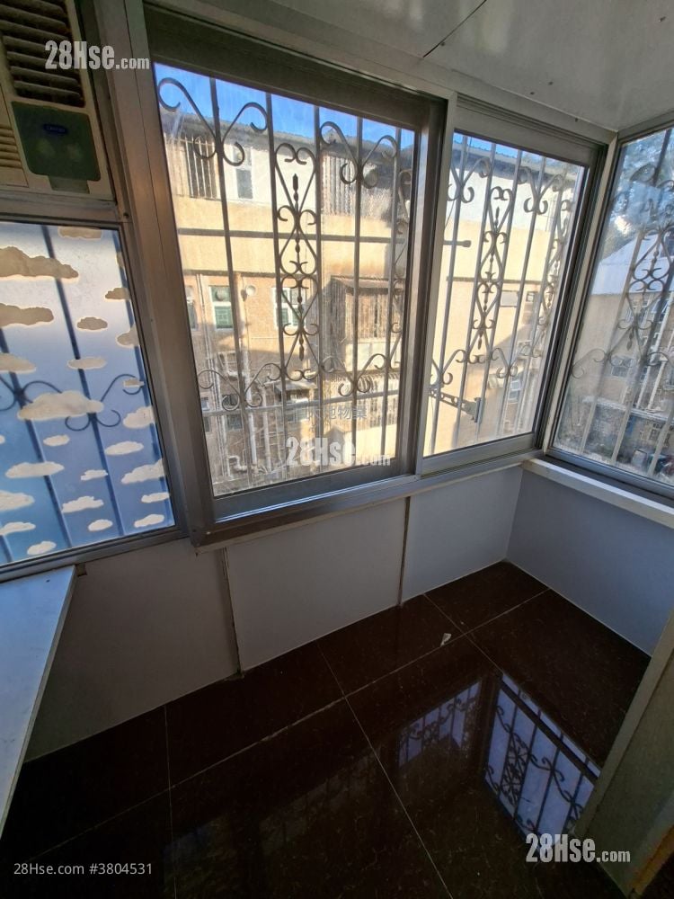 鈞樂新邨 租盤 4 房 , 1 浴室 650 平方呎