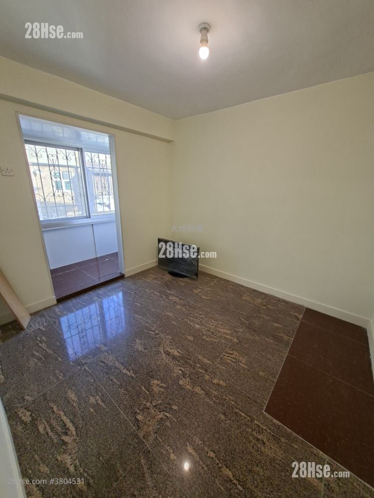 鈞樂新邨 租盤 4 房 , 1 浴室 650 平方呎