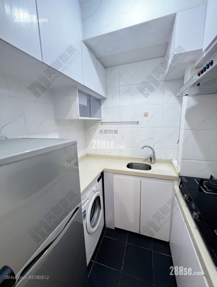 Tsui Lai Garden Sell 2 Bedrooms 427 ft²