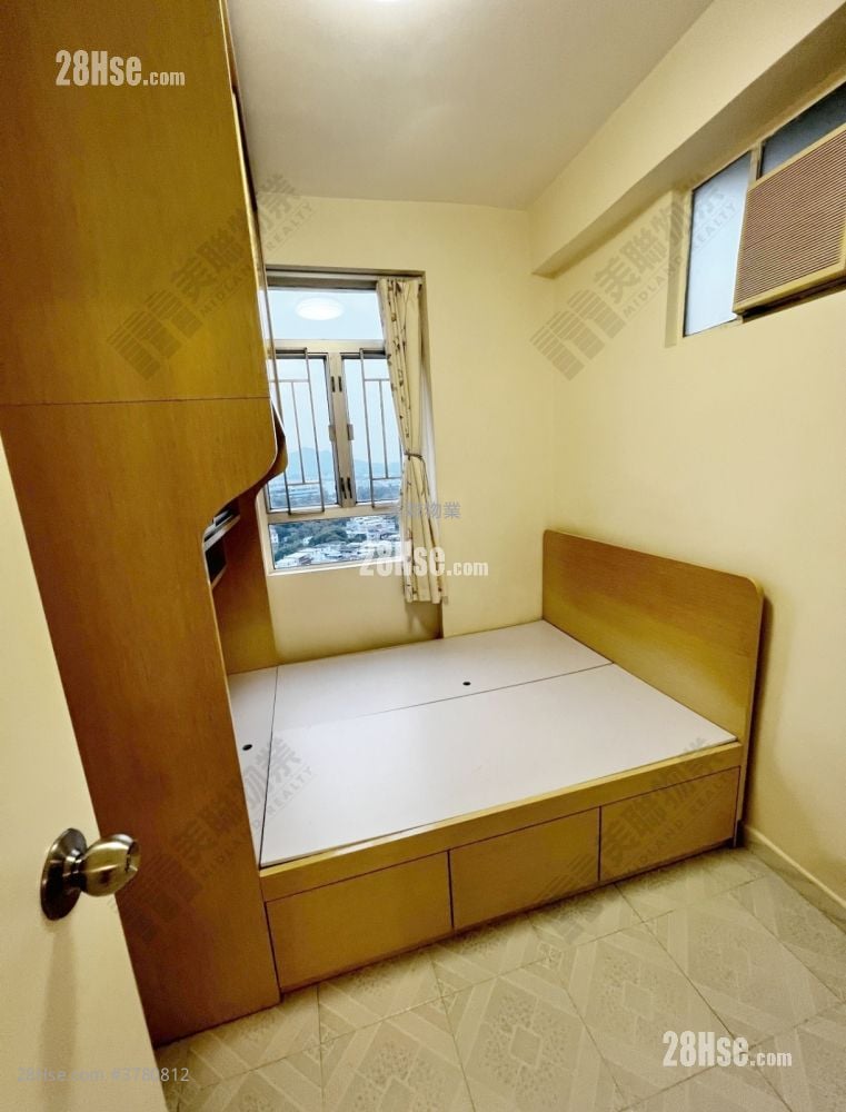 Tsui Lai Garden Sell 2 Bedrooms 427 ft²