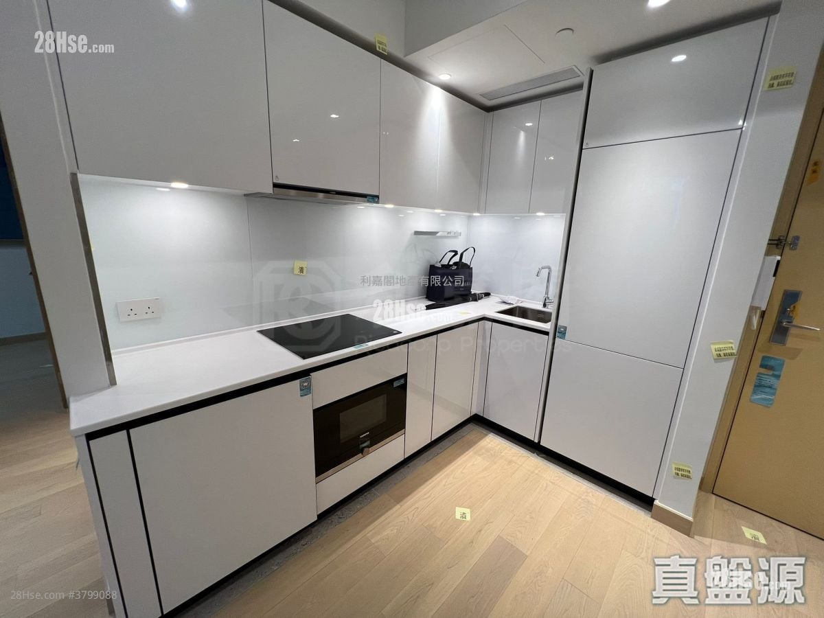 Marini 租盘 2 房 , 1 浴室 467 平方尺