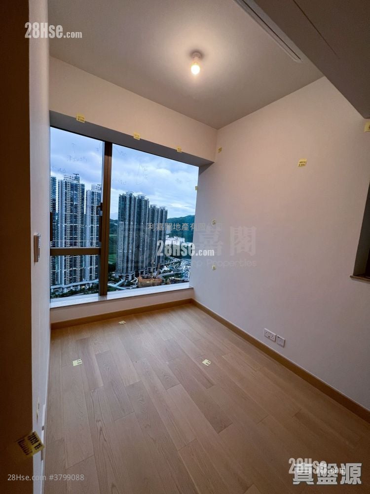 Marini 租盘 2 房 , 1 浴室 467 平方尺