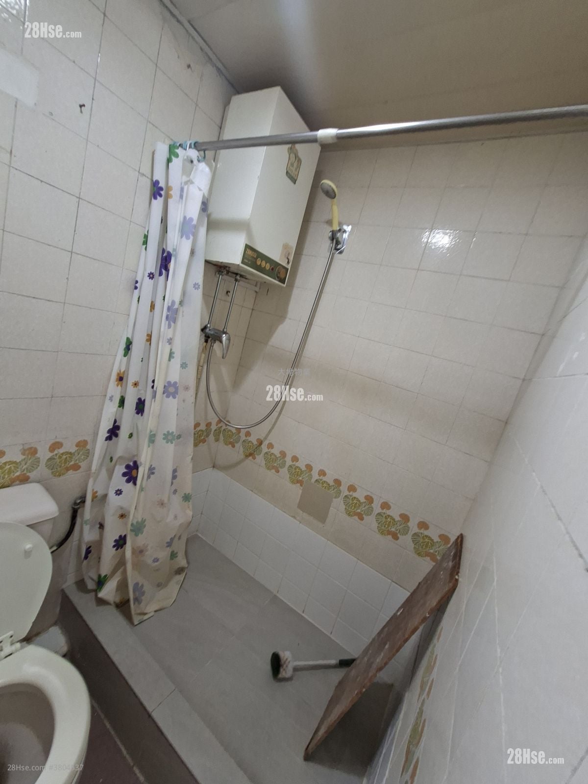 安基大厦 租盘 2 房 , 1 浴室 300 平方尺