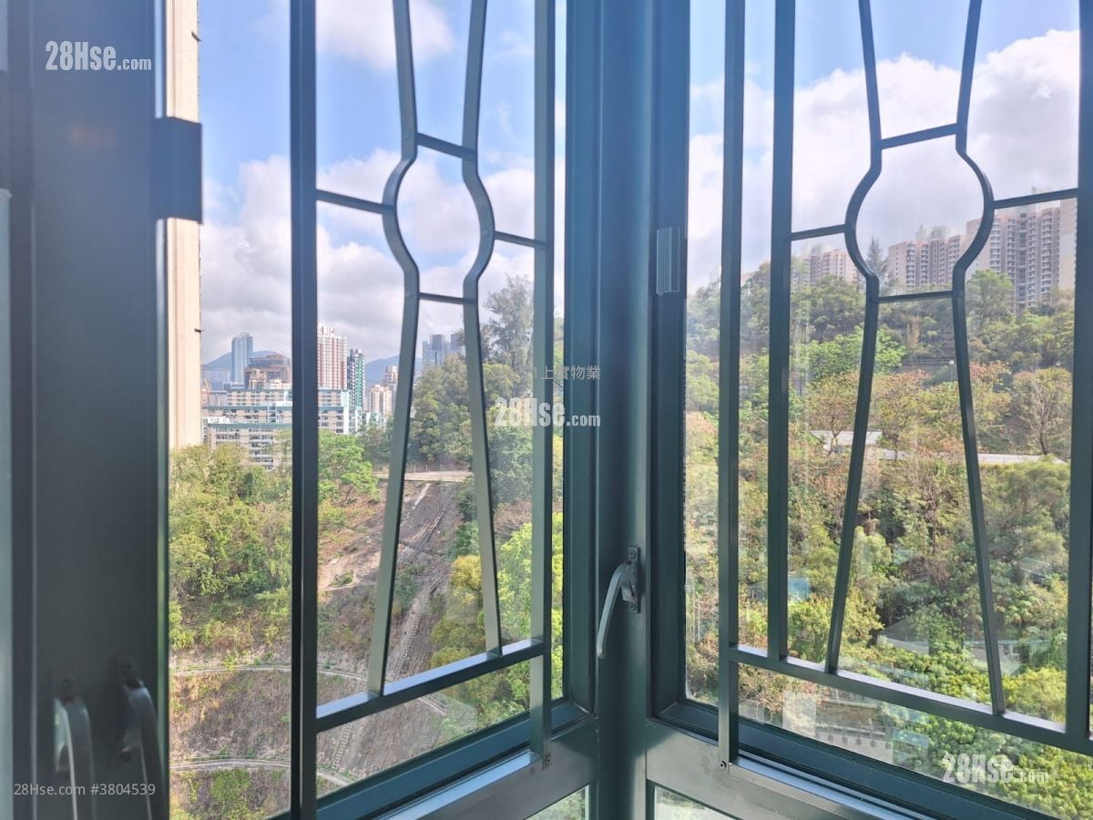 Sunview Garden Sell 3 Bedrooms , 3 Bathrooms 1,335 ft²