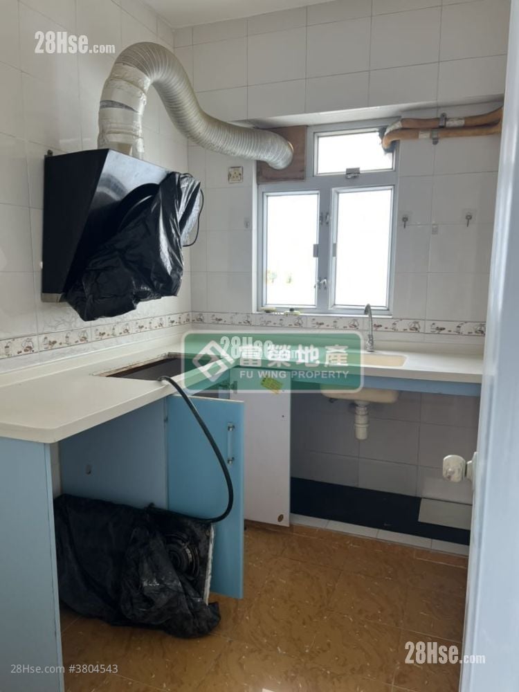 Mascot House Rental 3 Bedrooms 626 ft²