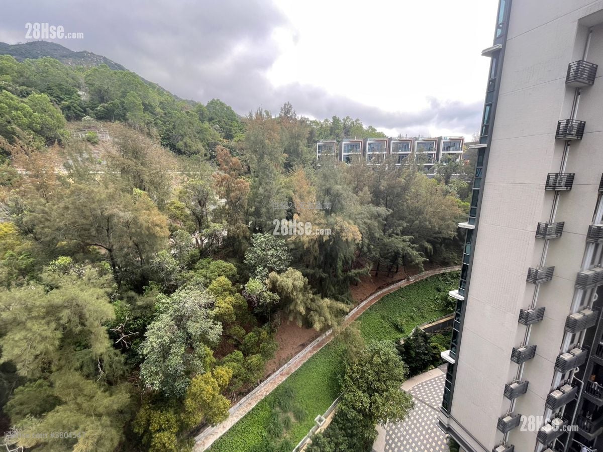 The Bloomsway Rental 382 ft²