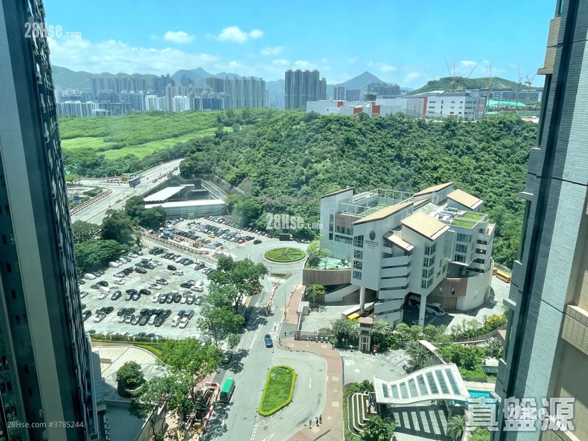 峻滢 租盘 3 房 , 2 浴室 746 平方尺