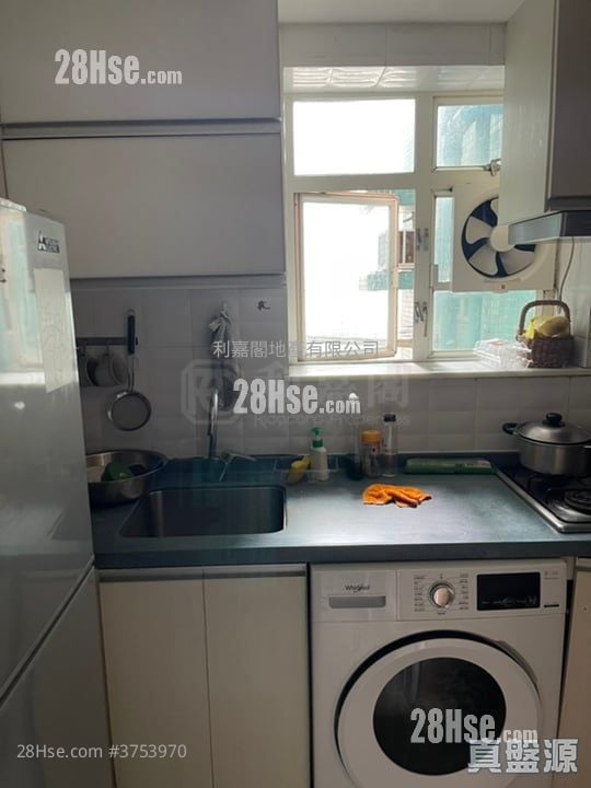 Kornville Sell 3 Bedrooms , 2 Bathrooms 604 ft²