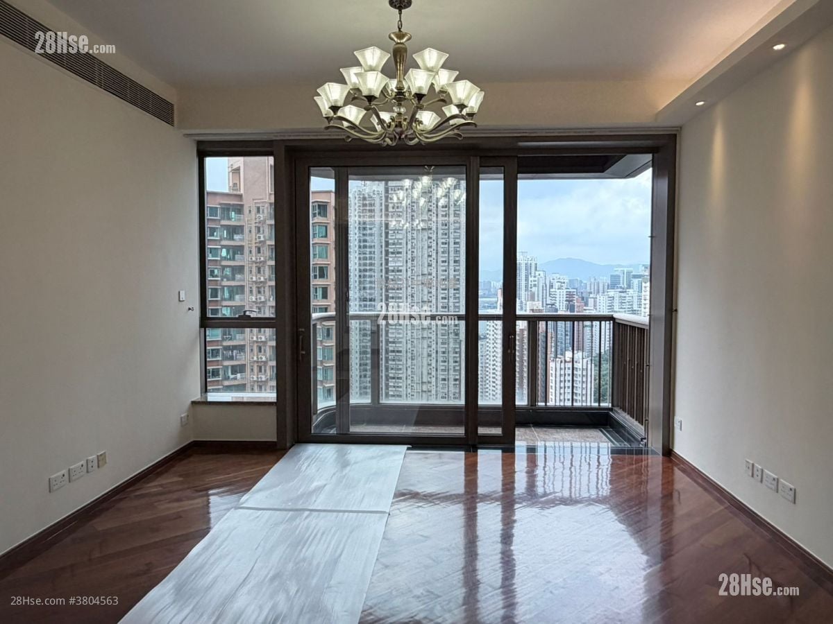 8 Chun Fai Terrace Sell 4 Bedrooms , 3 Bathrooms 1,542 ft²