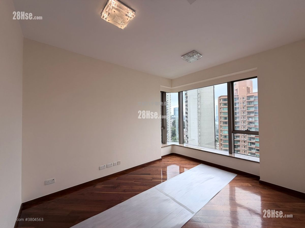 8 Chun Fai Terrace Sell 4 Bedrooms , 3 Bathrooms 1,542 ft²