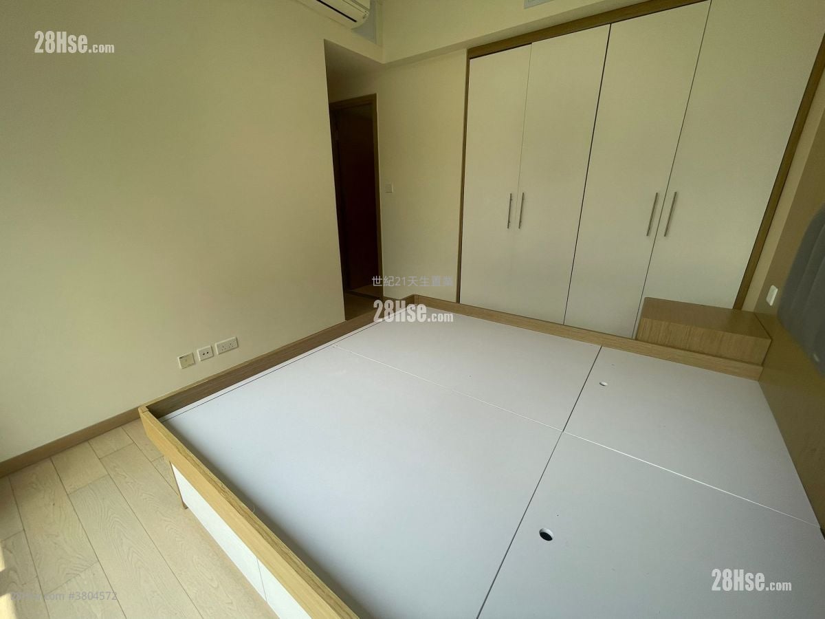 The Bloomsway Rental 3 Bedrooms , 2 Bathrooms 1,006 ft²