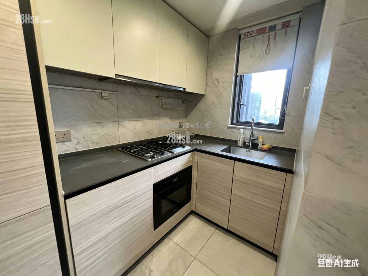 kitchen: The Arles Rental 2 Bedrooms , 1 Bathroom 552 ft²