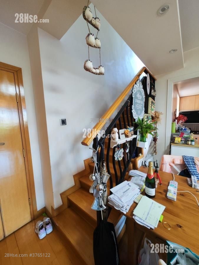 Recours La Serre Sell 3 Bedrooms , 3 Bathrooms 854 ft²