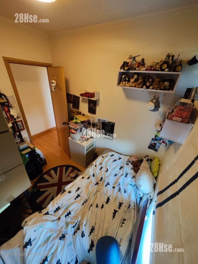 Recours La Serre Sell 3 Bedrooms , 3 Bathrooms 854 ft²