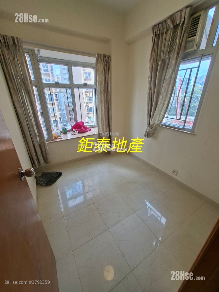 Hung Wai Building Rental 2 Bedrooms , 1 Bathroom