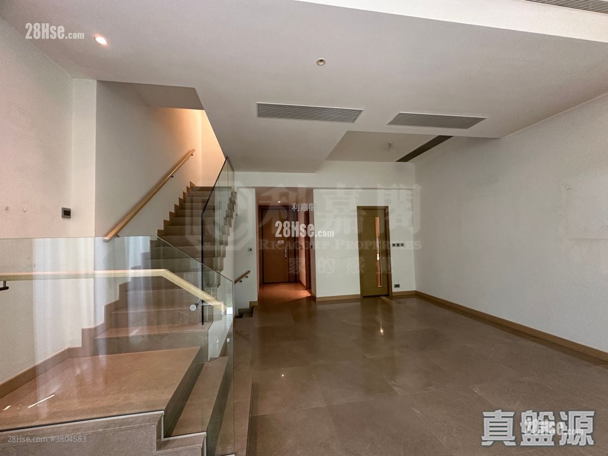 Napa Sell 4 Bedrooms , 2 Bathrooms 1,763 ft²