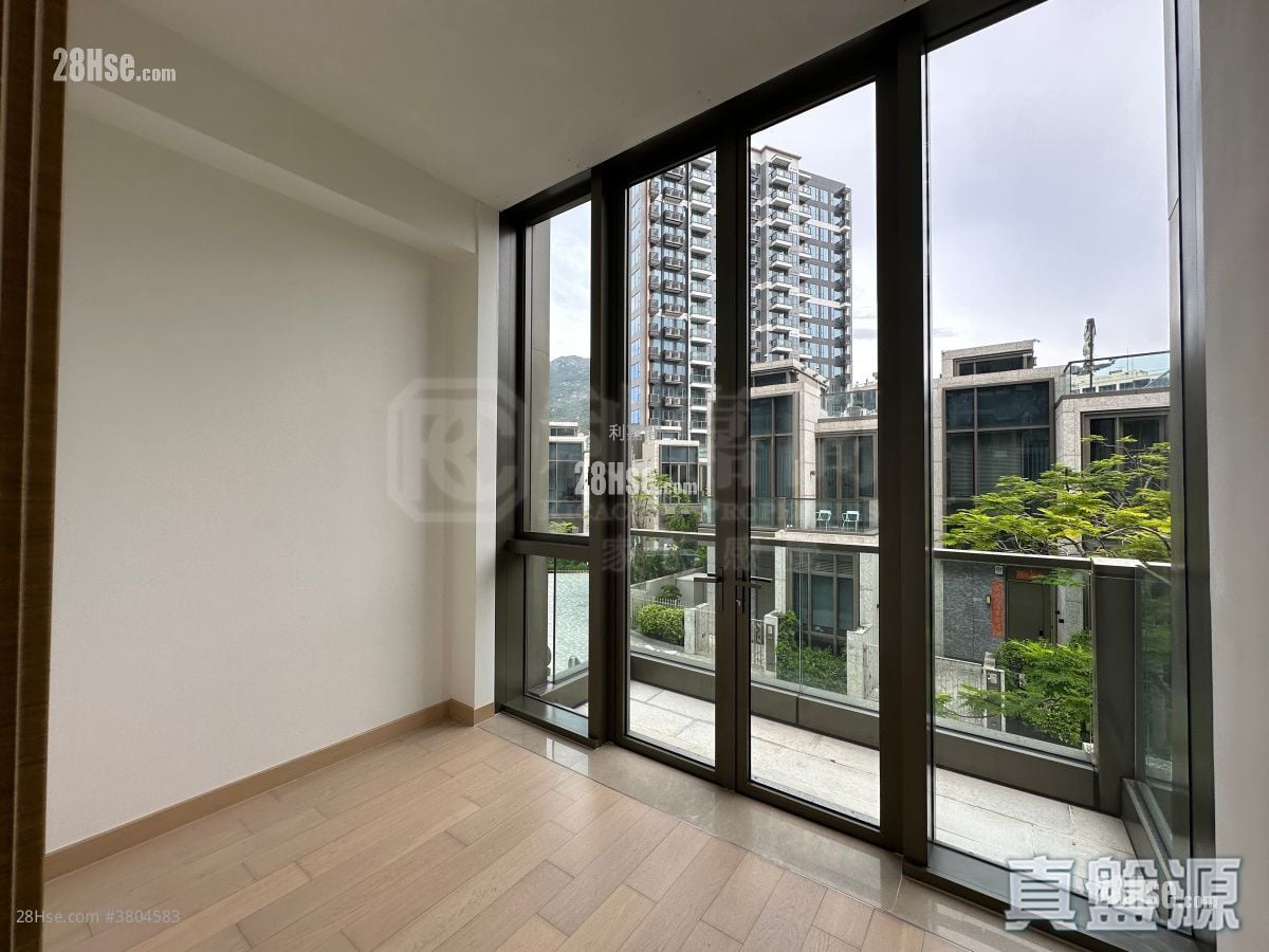 Napa Sell 4 Bedrooms , 2 Bathrooms 1,763 ft²