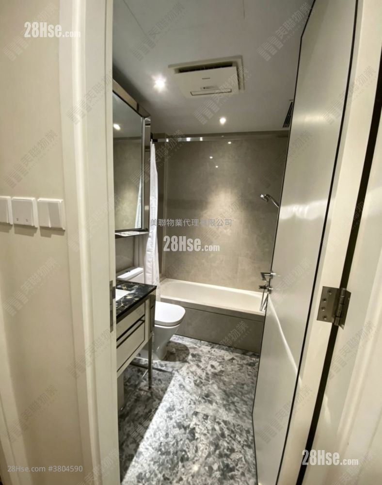 Capri Sell 2 Bedrooms , 1 Bathroom 551 ft²