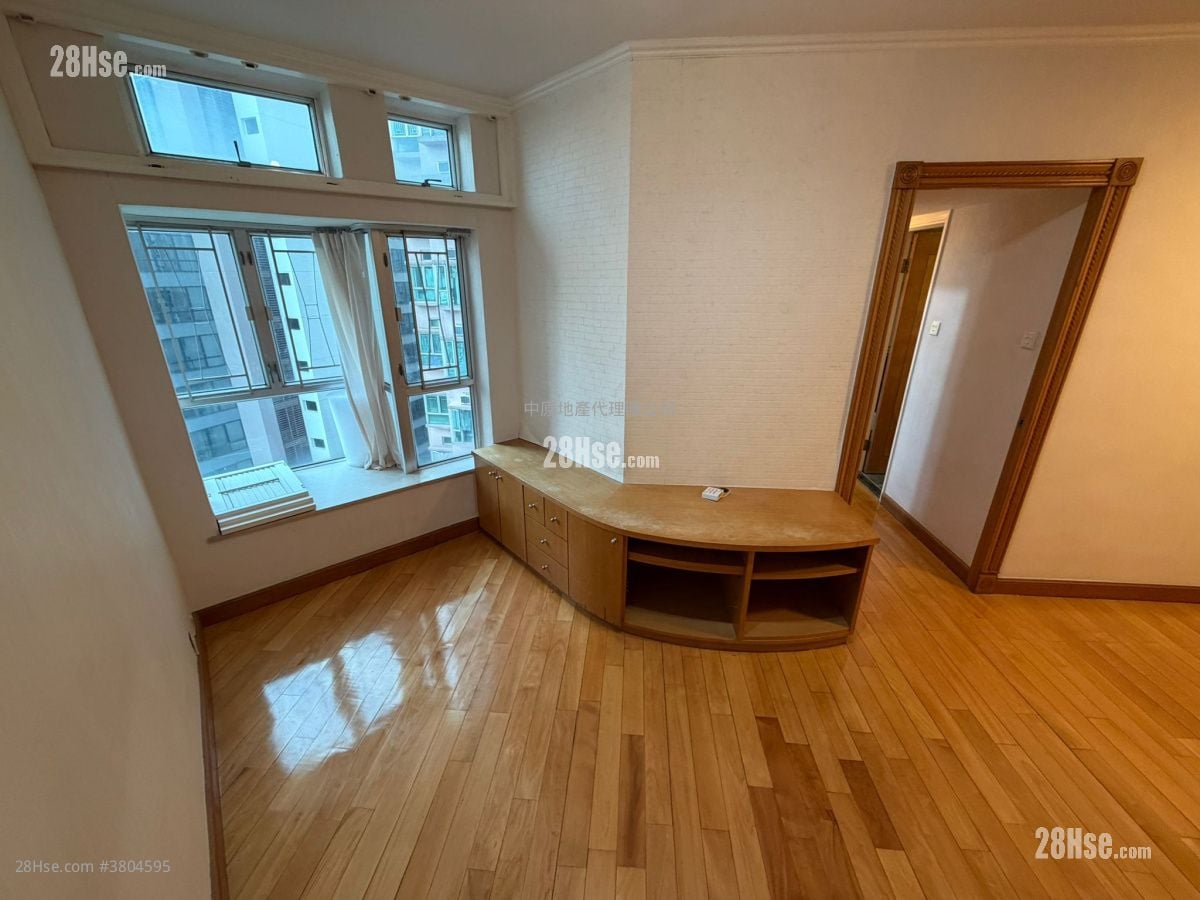 Discovery Park Sell 2 Bedrooms , 1 Bathroom 477 ft²