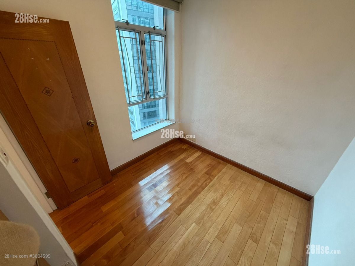 Discovery Park Sell 2 Bedrooms , 1 Bathroom 477 ft²