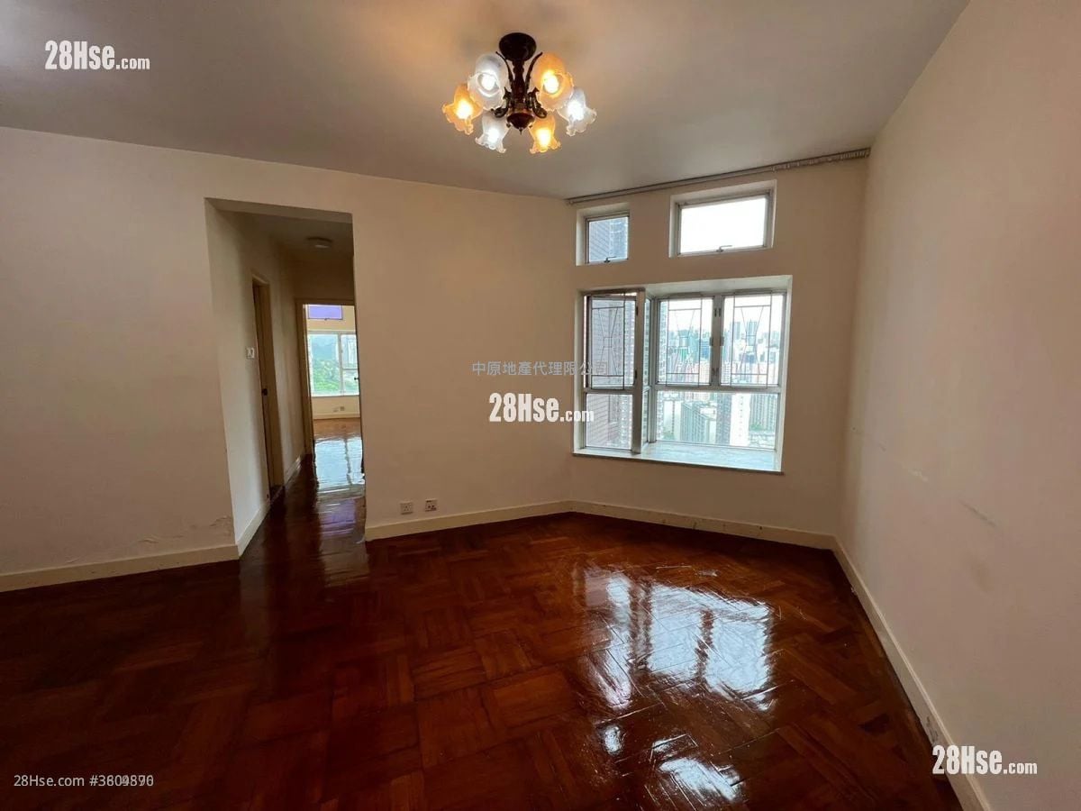 Discovery Park Sell 3 Bedrooms , 2 Bathrooms 590 ft²