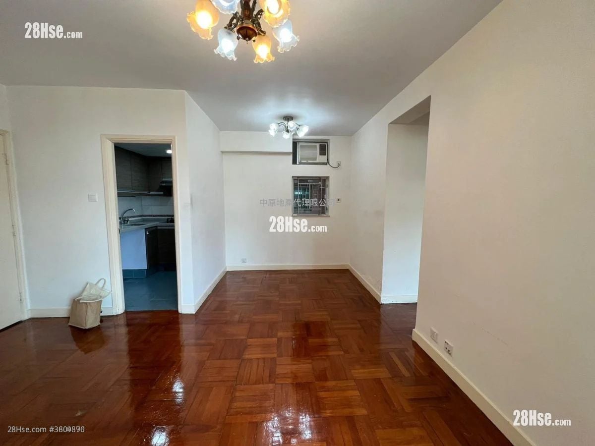 Discovery Park Sell 3 Bedrooms , 2 Bathrooms 590 ft²