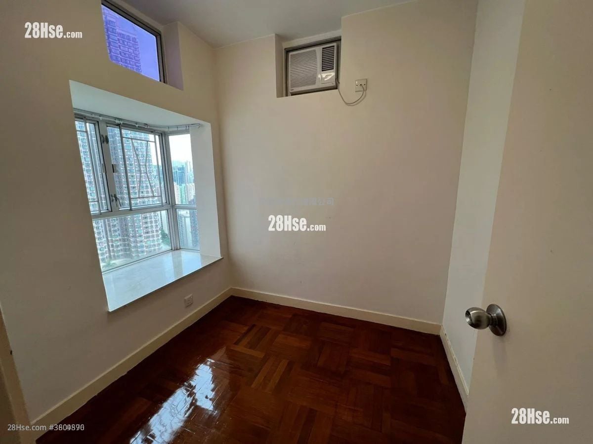 Discovery Park Sell 3 Bedrooms , 2 Bathrooms 590 ft²