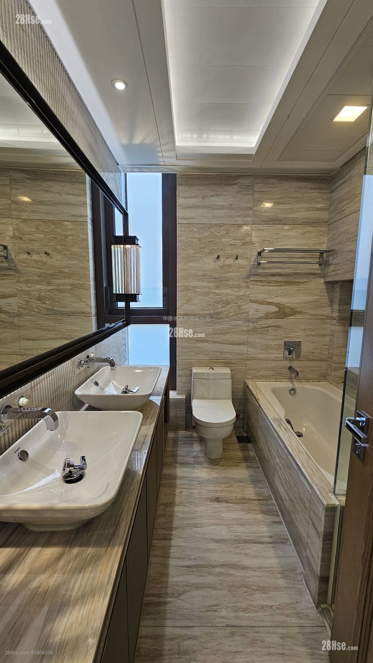 Crescendo Rental 4 Bedrooms , 4 Bathrooms 1,646 ft²