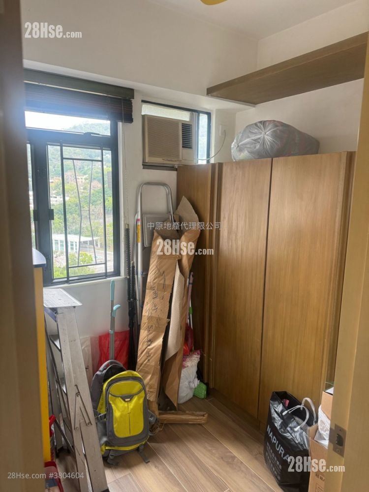 Fairview Garden Sell 3 Bedrooms , 1 Bathroom 489 ft²