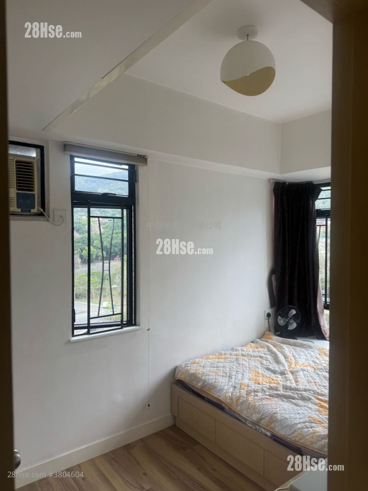 Fairview Garden Sell 3 Bedrooms , 1 Bathroom 489 ft²