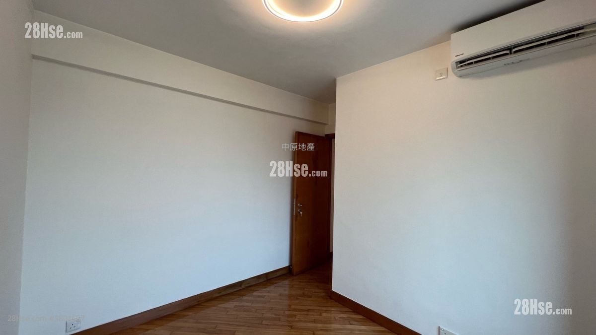 Tierra Verde Sell 2 Bedrooms , 1 Bathroom 533 ft²