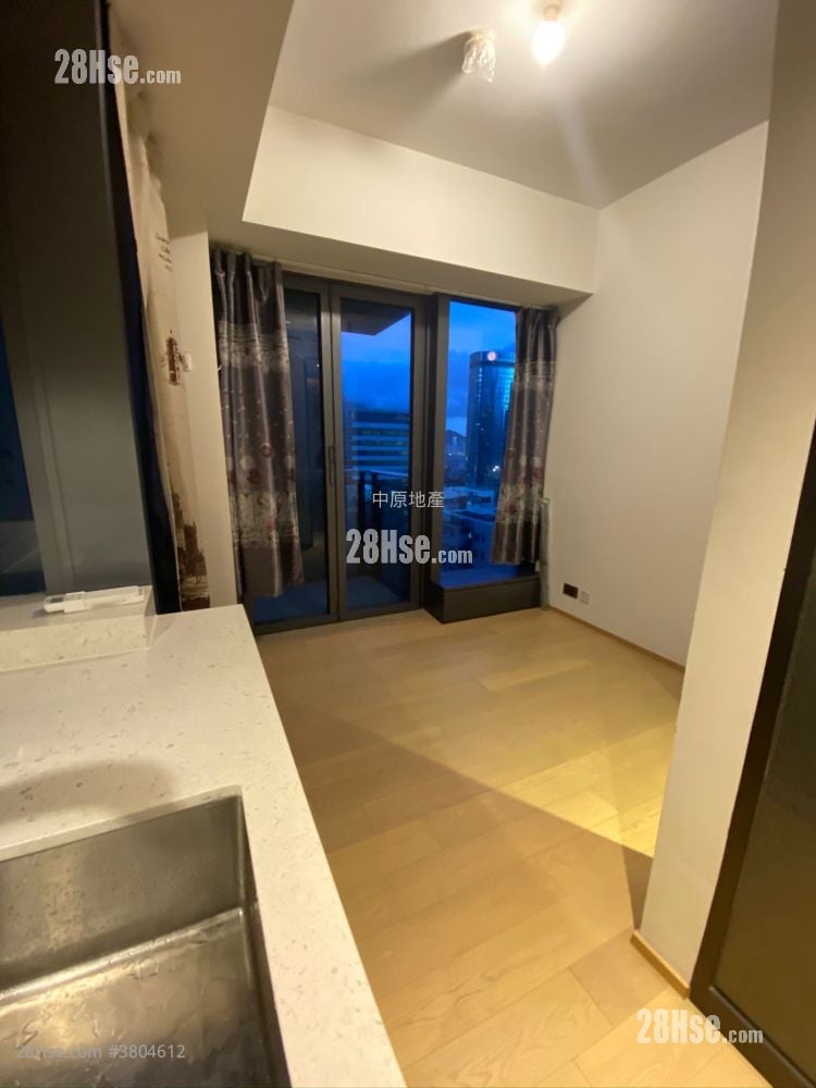 Eltanin Square Mile Sell Studio , 1 Bathroom 203 ft²