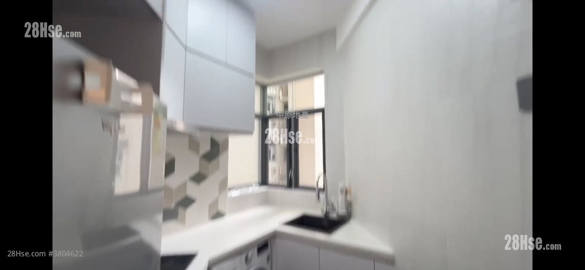 蓝天海岸 售盘 3 房 , 2 浴室 781 平方尺