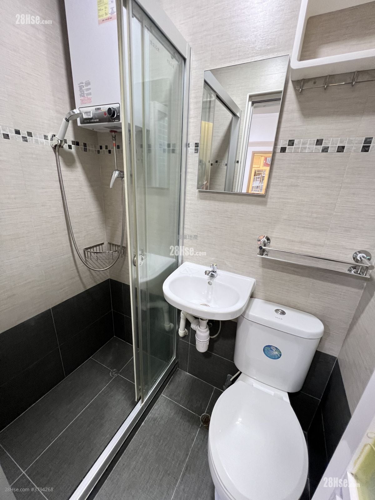 观塘大厦 租盘 1 房 , 1 浴室 190 平方尺