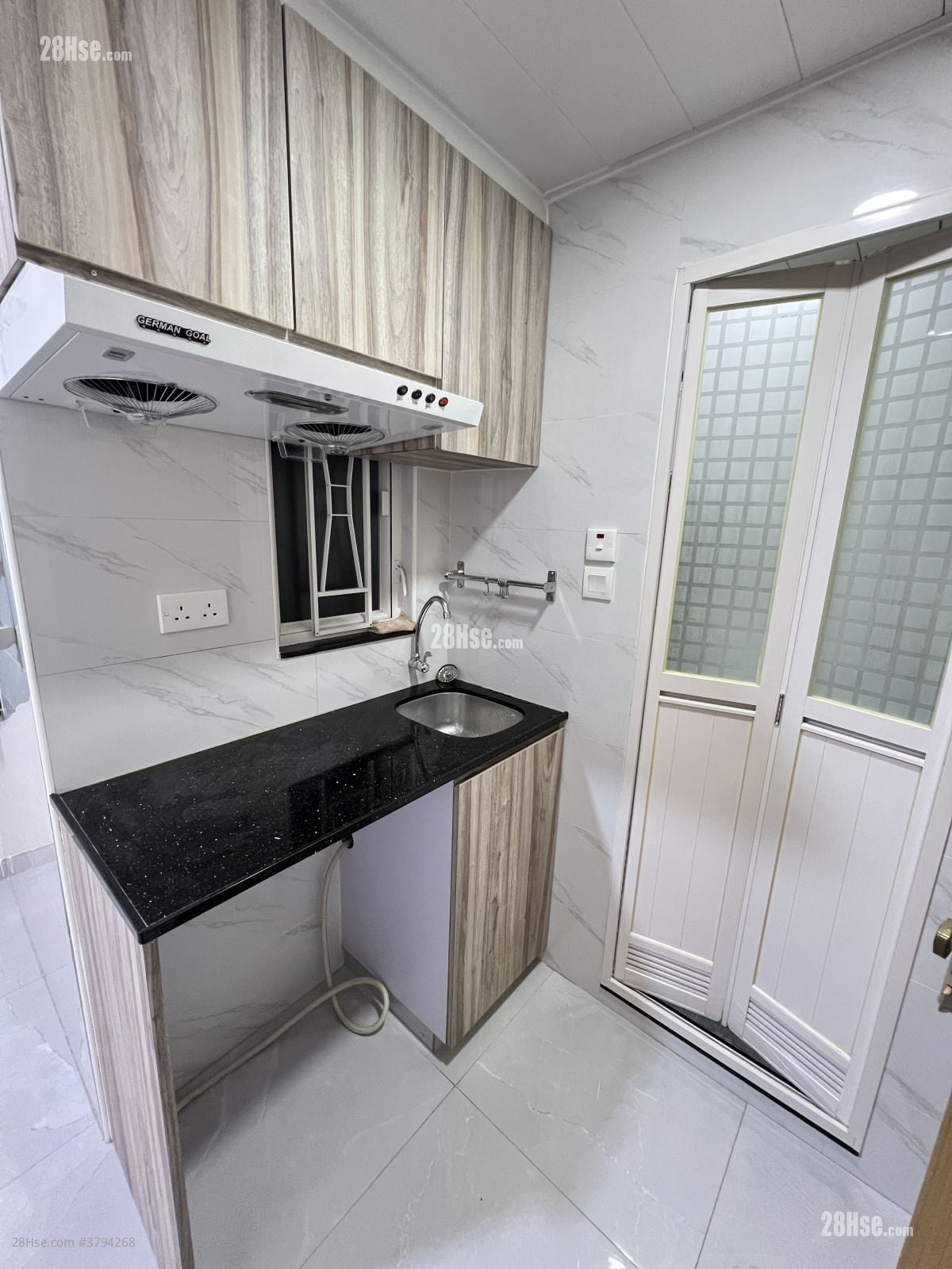 观塘大厦 租盘 1 房 , 1 浴室 190 平方尺