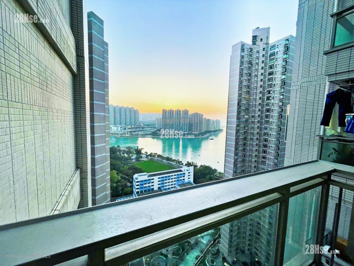 City Point Rental 3 Bedrooms , 2 Bathrooms 713 ft²