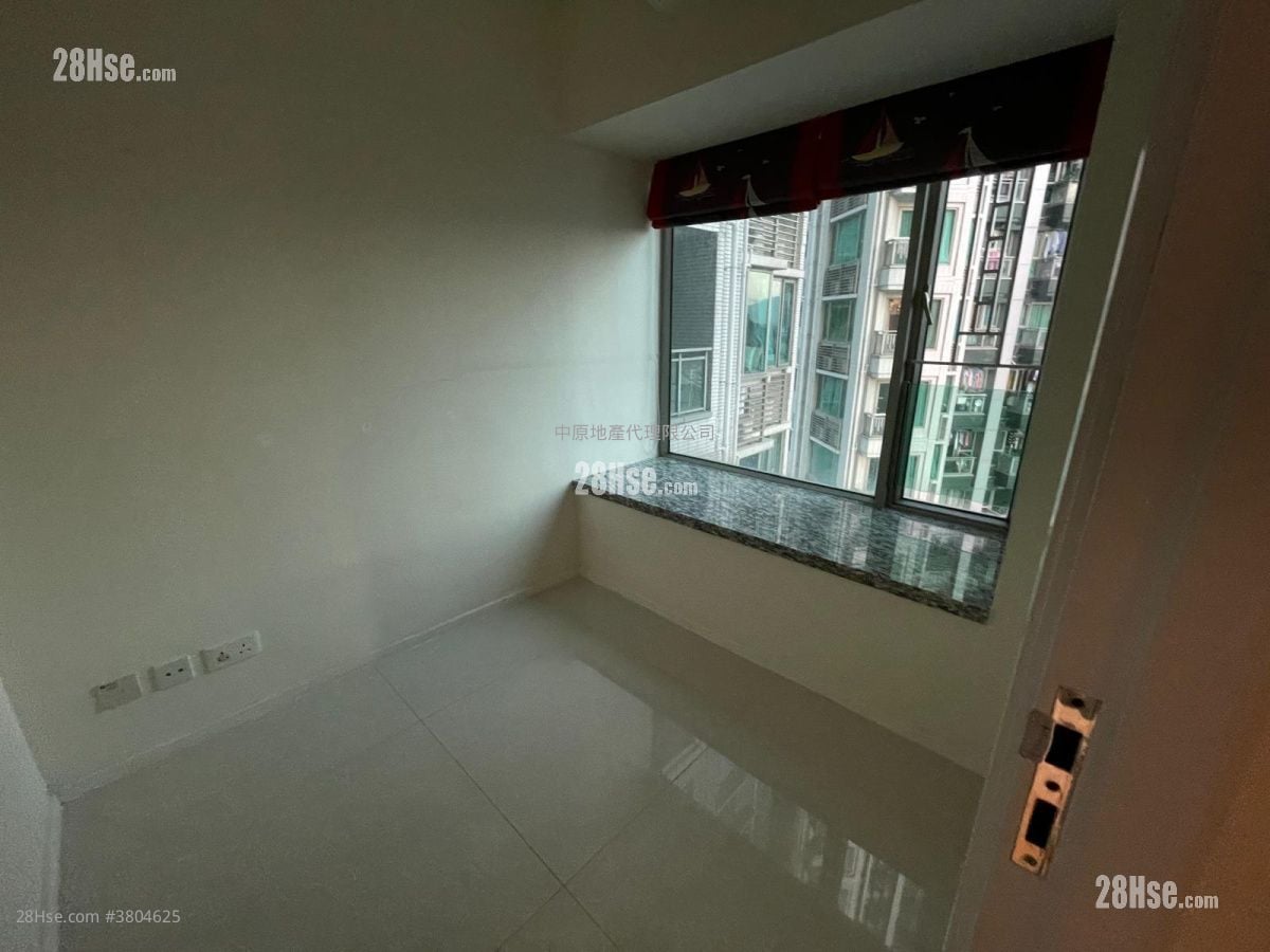 City Point Rental 3 Bedrooms , 2 Bathrooms 713 ft²