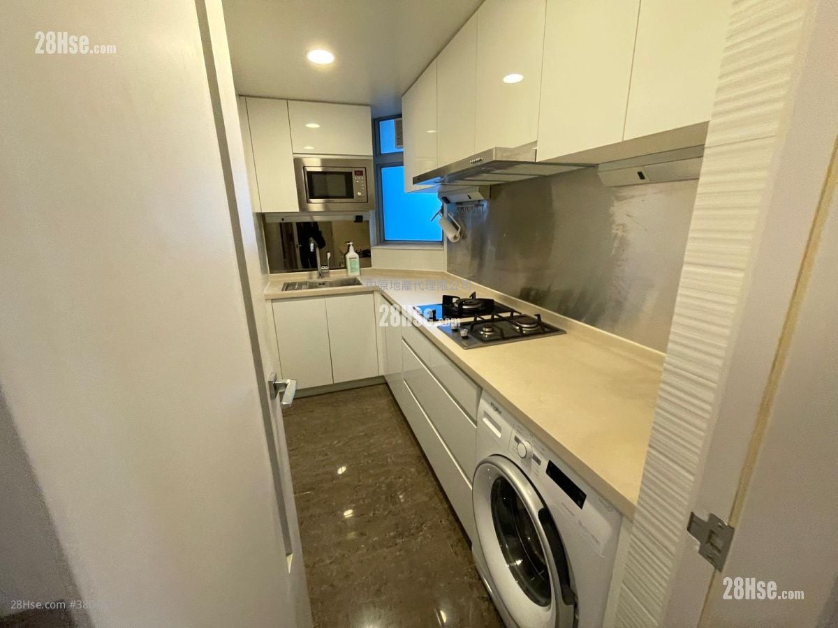 City Point Rental 3 Bedrooms , 2 Bathrooms 713 ft²