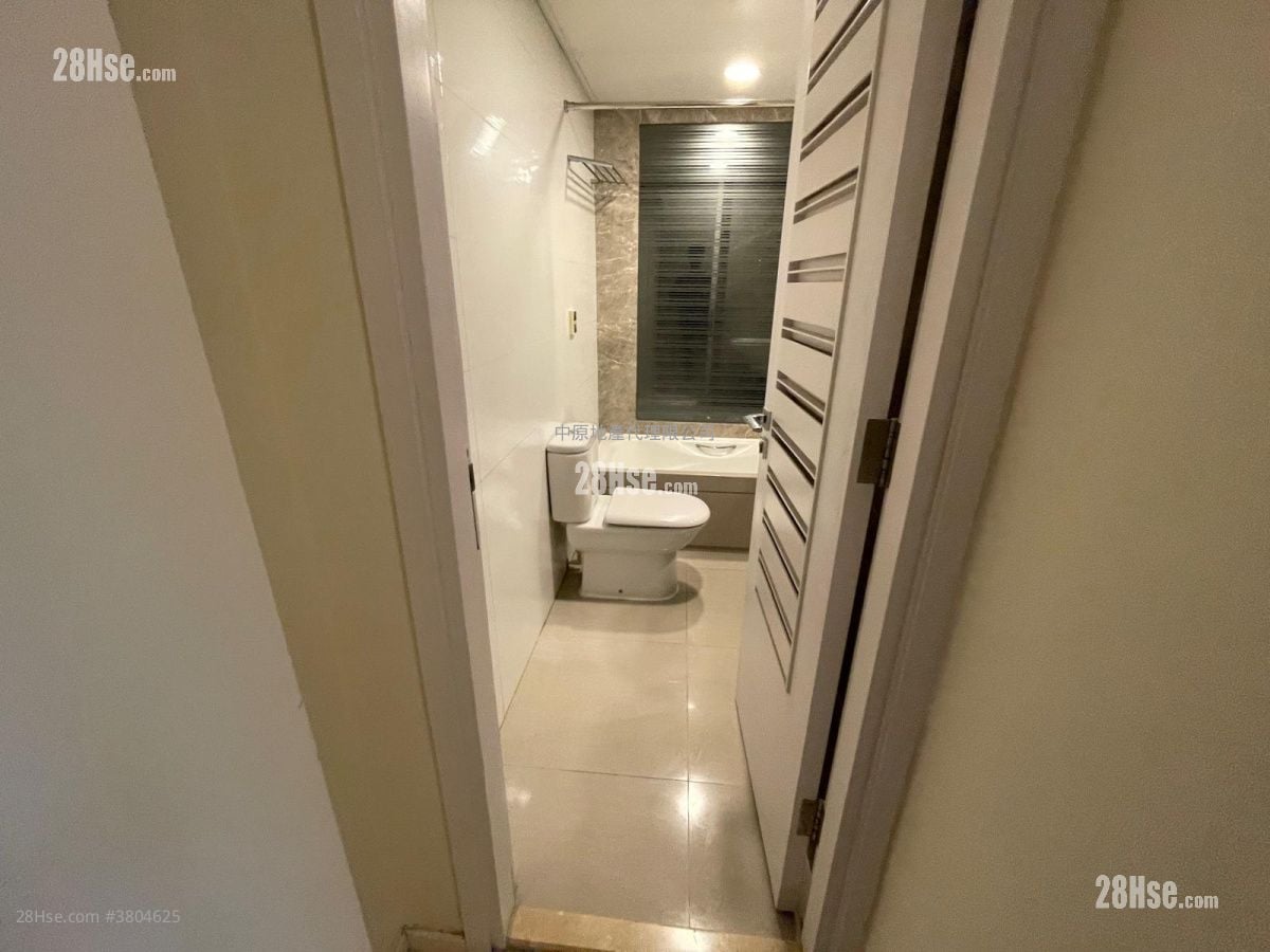 City Point Rental 3 Bedrooms , 2 Bathrooms 713 ft²