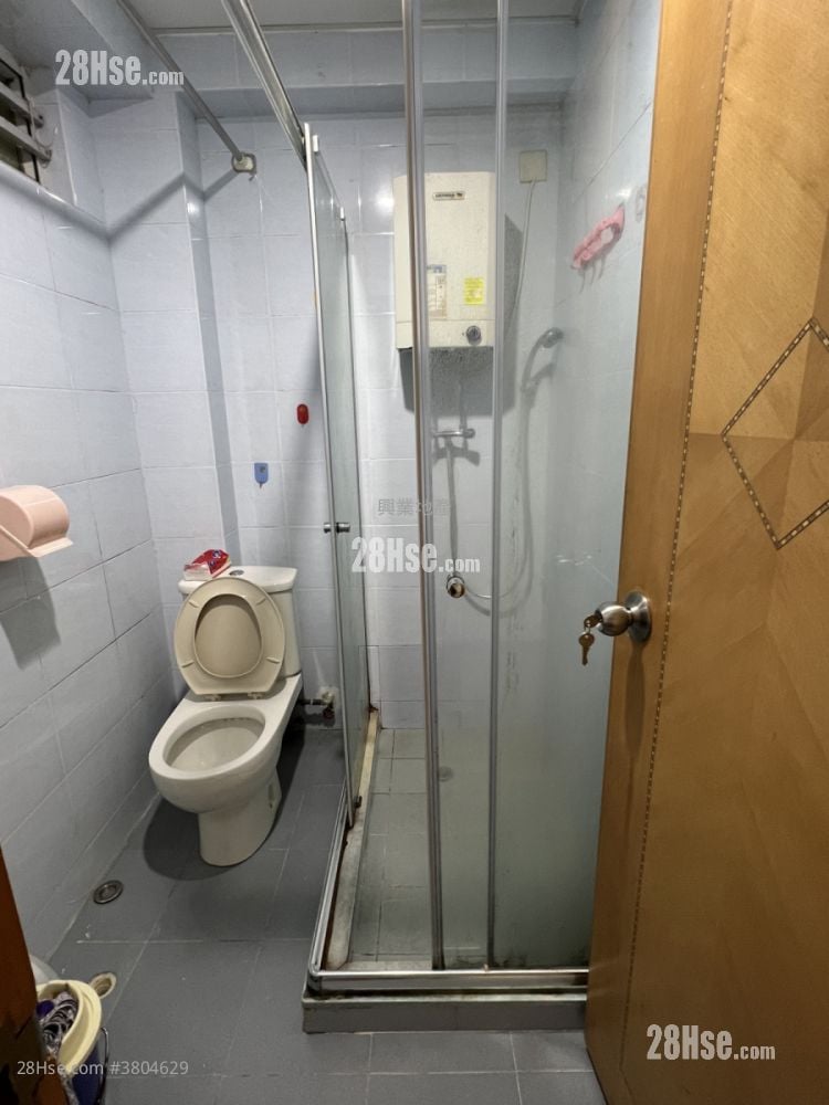 宜安大厦 租盘 开放式间隔 , 1 浴室 240 平方尺