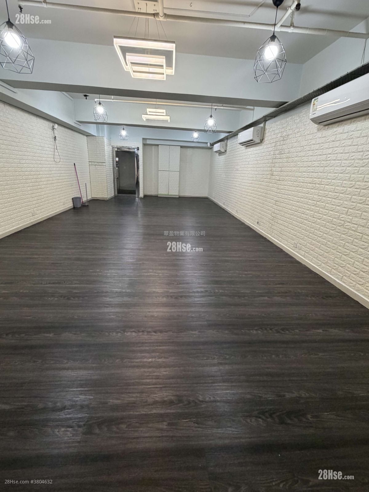 开联工业中心 租盘 730 平方尺