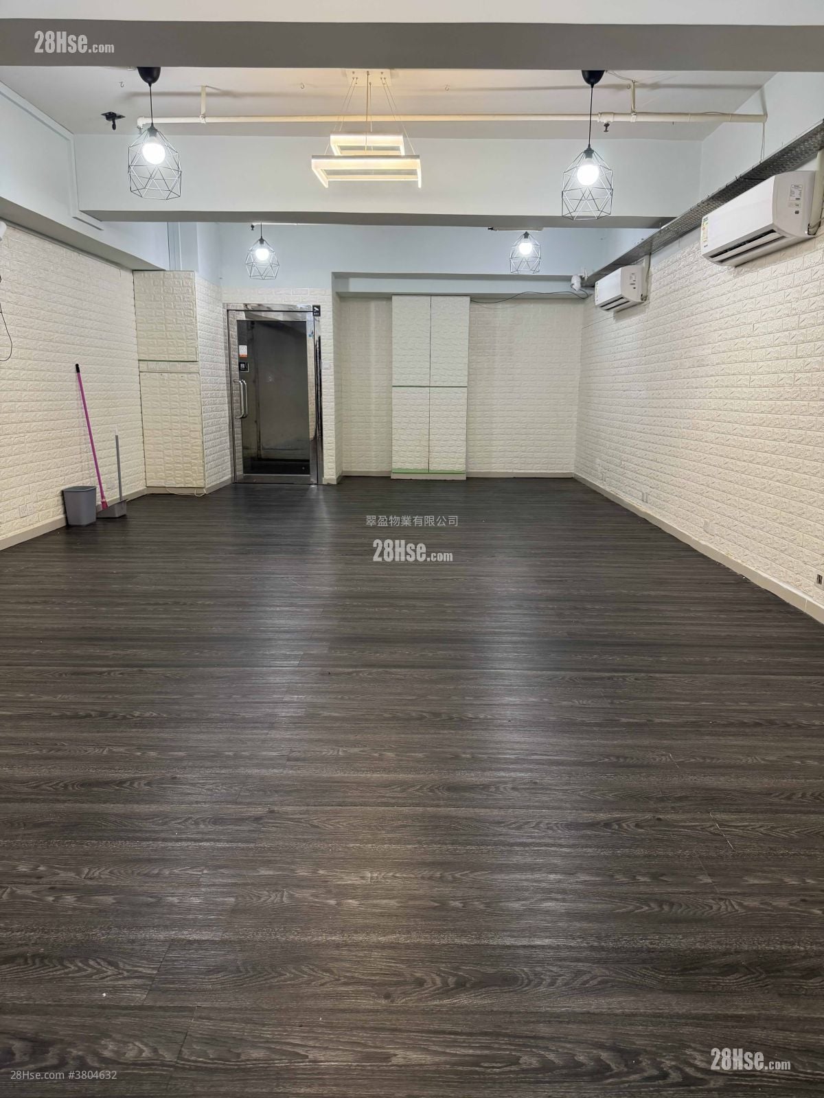 开联工业中心 租盘 730 平方尺