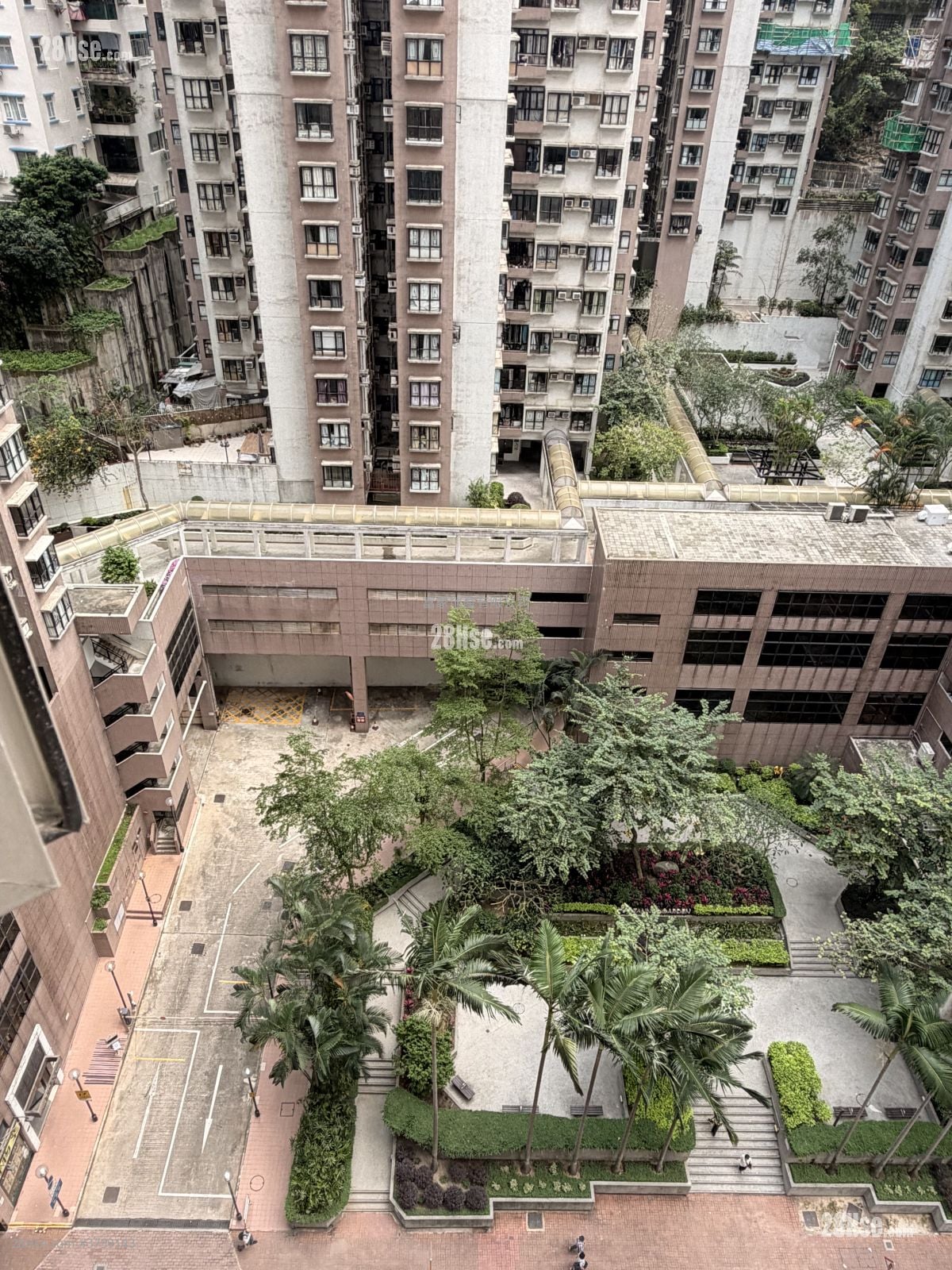 Island Place Sell 3 Bedrooms , 2 Bathrooms 746 ft²