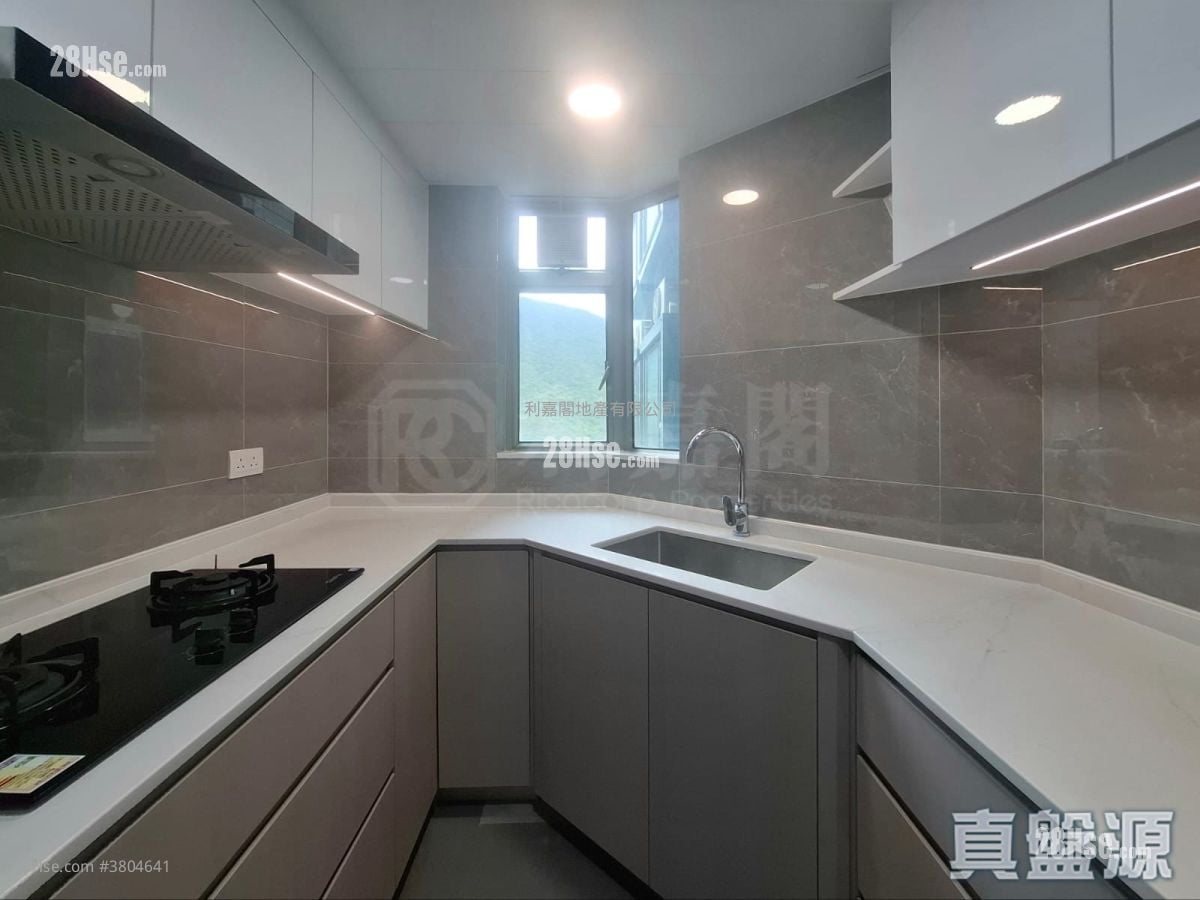 映湾园 售盘 3 房 , 2 浴室 709 平方尺