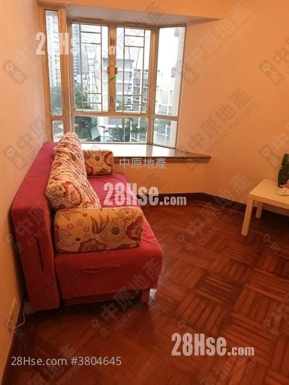 Kingswood Villas Sell 2 Bedrooms , 1 Bathroom 446 ft²