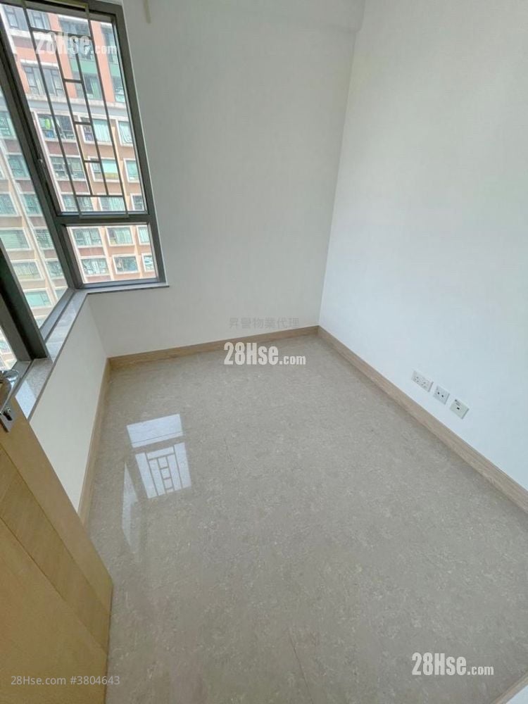 悦目 租盘 2 房 , 1 浴室 430 平方尺